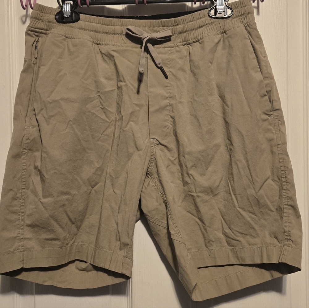 Lululemon Men's Bowline 8" Ripstop Stretch Shorts Sizd Medium Colod Khaki - Picture 1 of 9